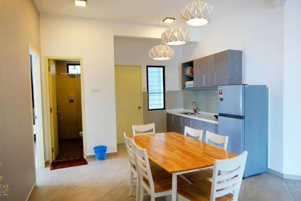 Appartamento Cozy Haven Atlantis With Large Swimming Pool Malacca Esterno foto